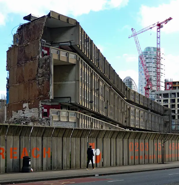 Demolition of the Robin Hood Gardens estate, Cotton Street