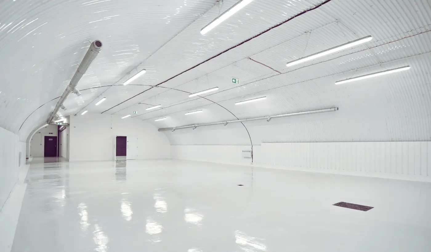 Finished railway-arch warehouse for Drake's in London, designed and built by Craftex