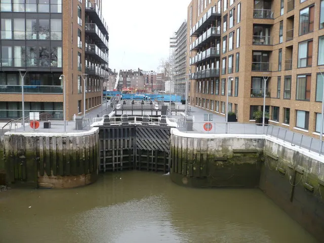 The restored lock at Grosvenor Waterside
