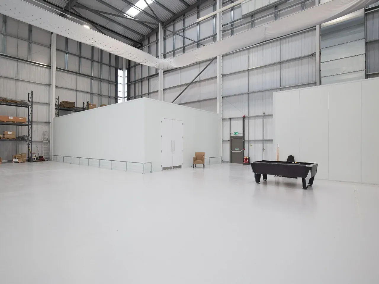 Finished warehouse unit in Banbury