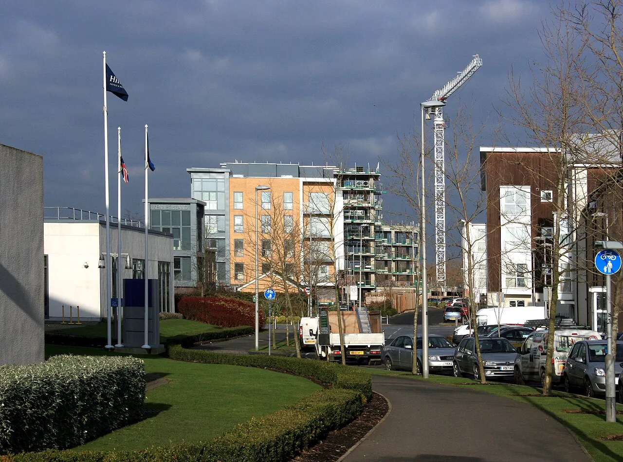 Drake Way, Kennet Island