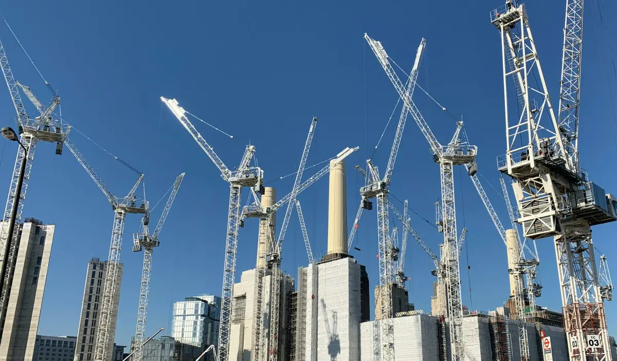Tower cranes over a large London regeneration scheme under construction