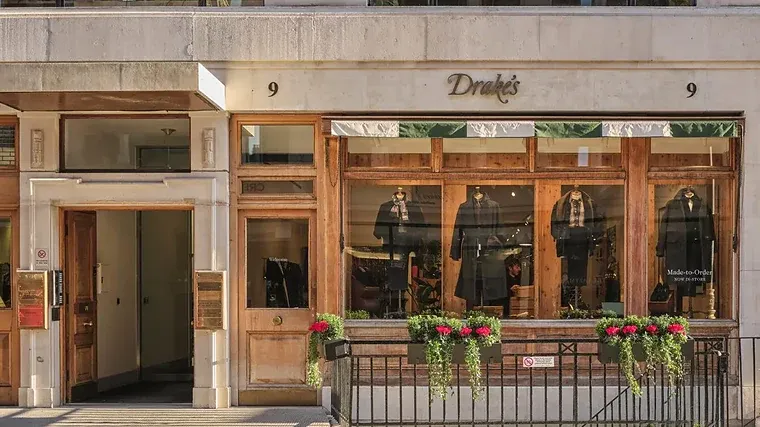 Finished shopfront for Drake's, 9 Savile Row
